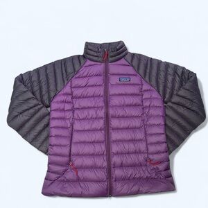 Patagonia Women's Down Sweater Jacket -Night Plum Size XS